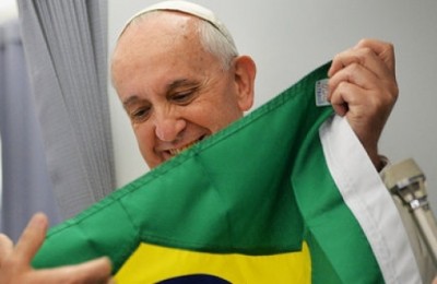 papa_francisco_bandeira_brasil