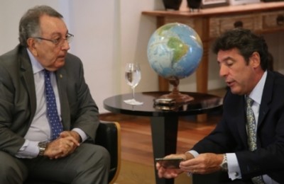 foto CNA e embaixador argentino